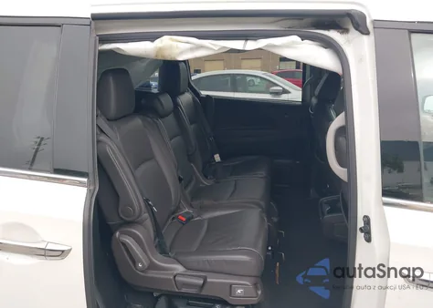 2018 Honda Odyssey Elite z USA, uszkodzony, nr VIN 5FNRL6H96JB050067